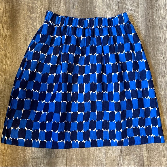 Boden Dresses & Skirts - Boden Blue, Navy and White Elastic Waist Skirt With Pockets Size 4
